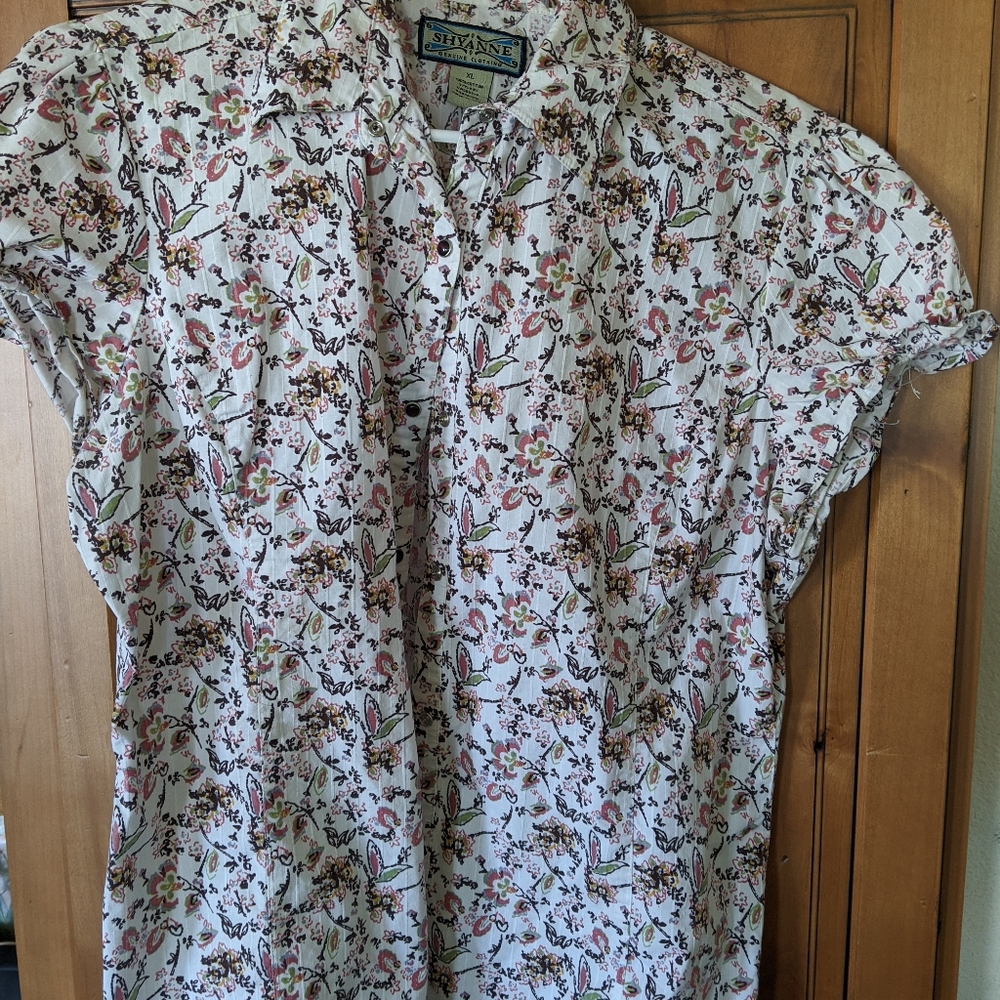 Shyanne XL snap shirt sleeve Western shirt